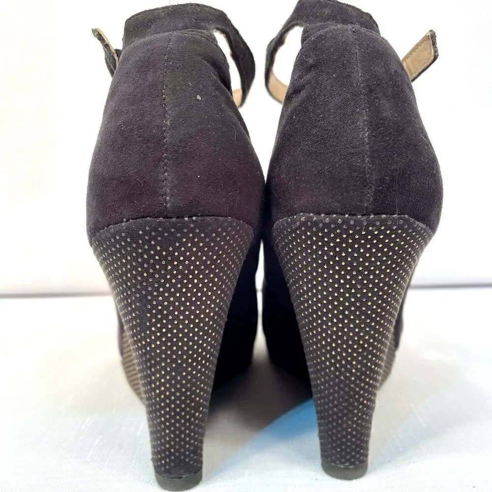 BLACK SUEDE WEDGE W GOLD STUDS ANKLE STRAP 4” HEEL